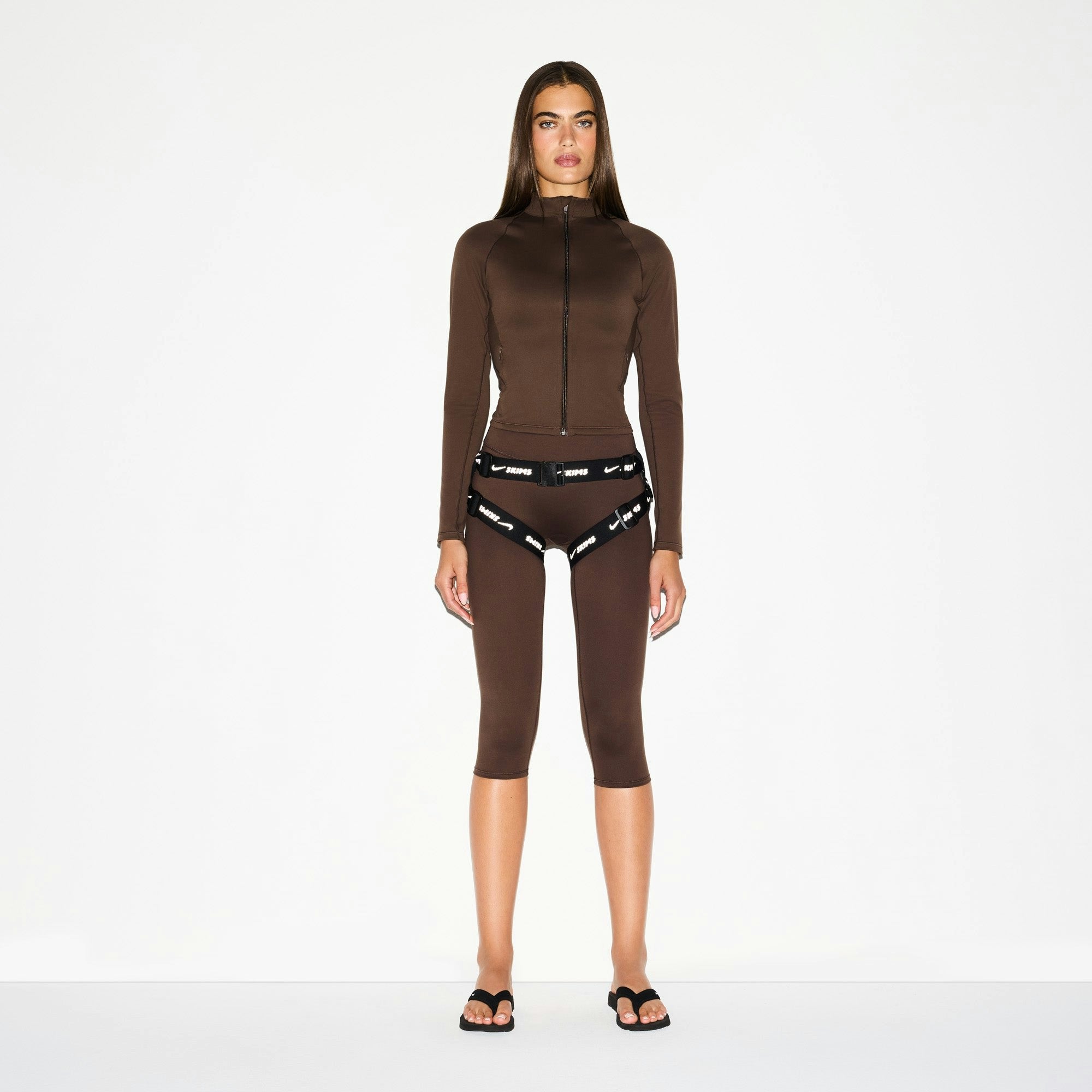 Skims Nikeskims Matte Crop 17" Legging Dark Sepia