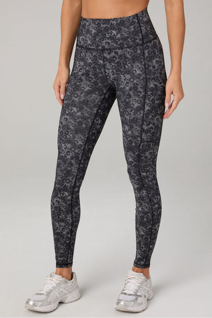 Fabletics On-The-Go PowerHold® High-Waisted Legging