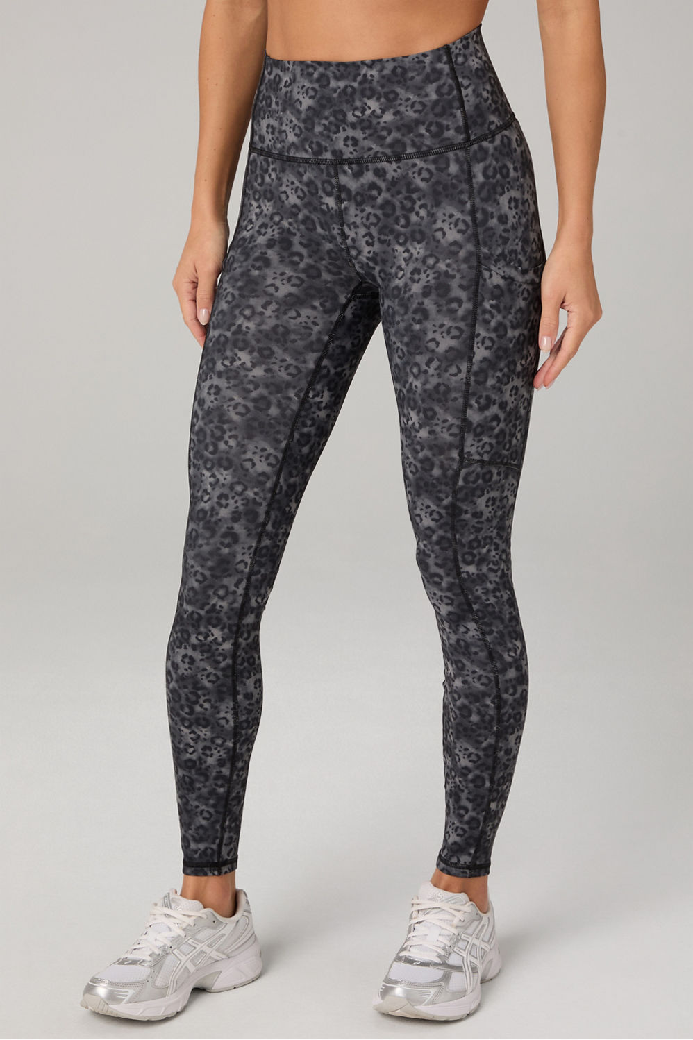 Fabletics On-The-Go PowerHold® High-Waisted Legging