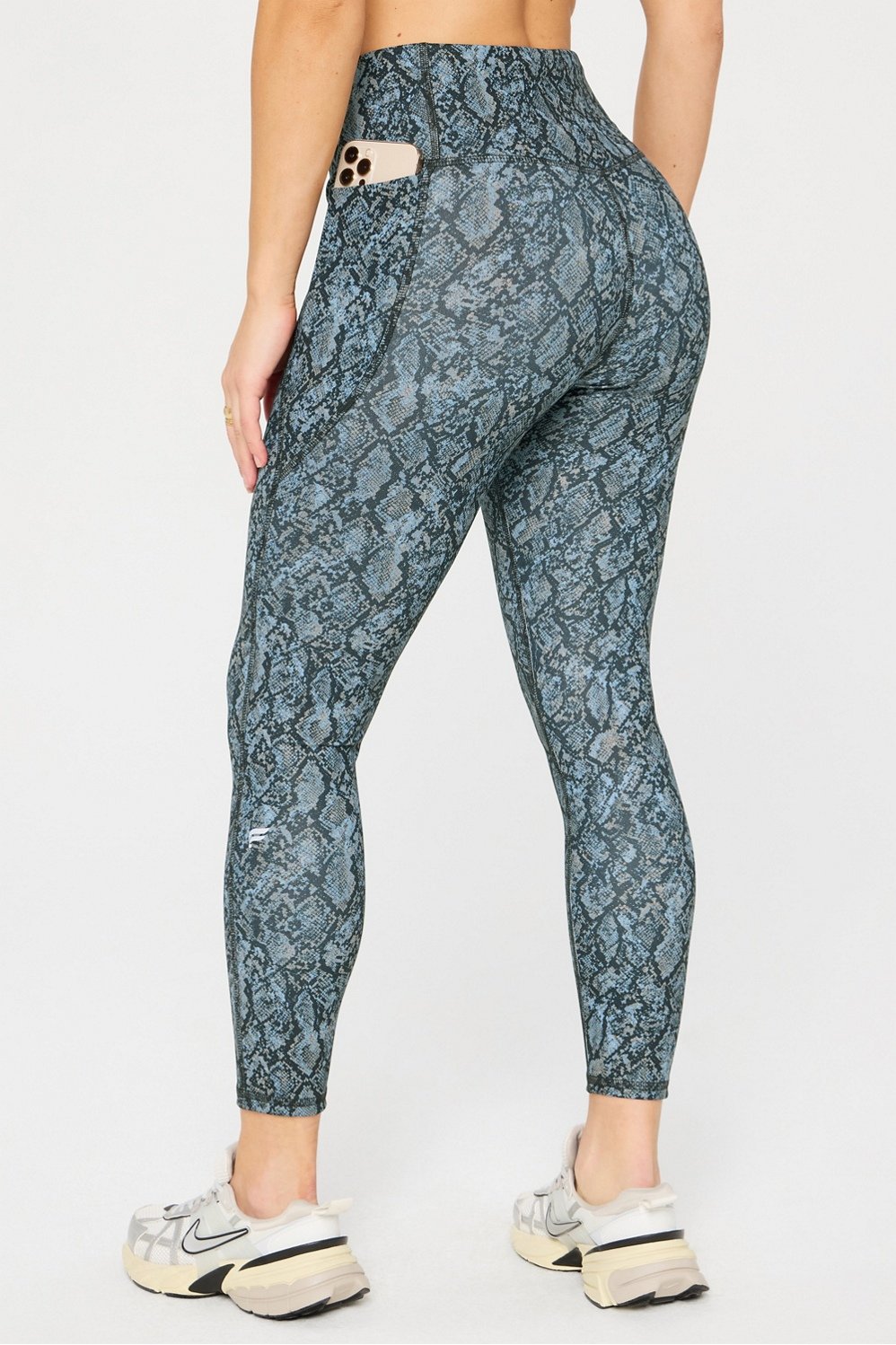 #color_multi-snakeskin