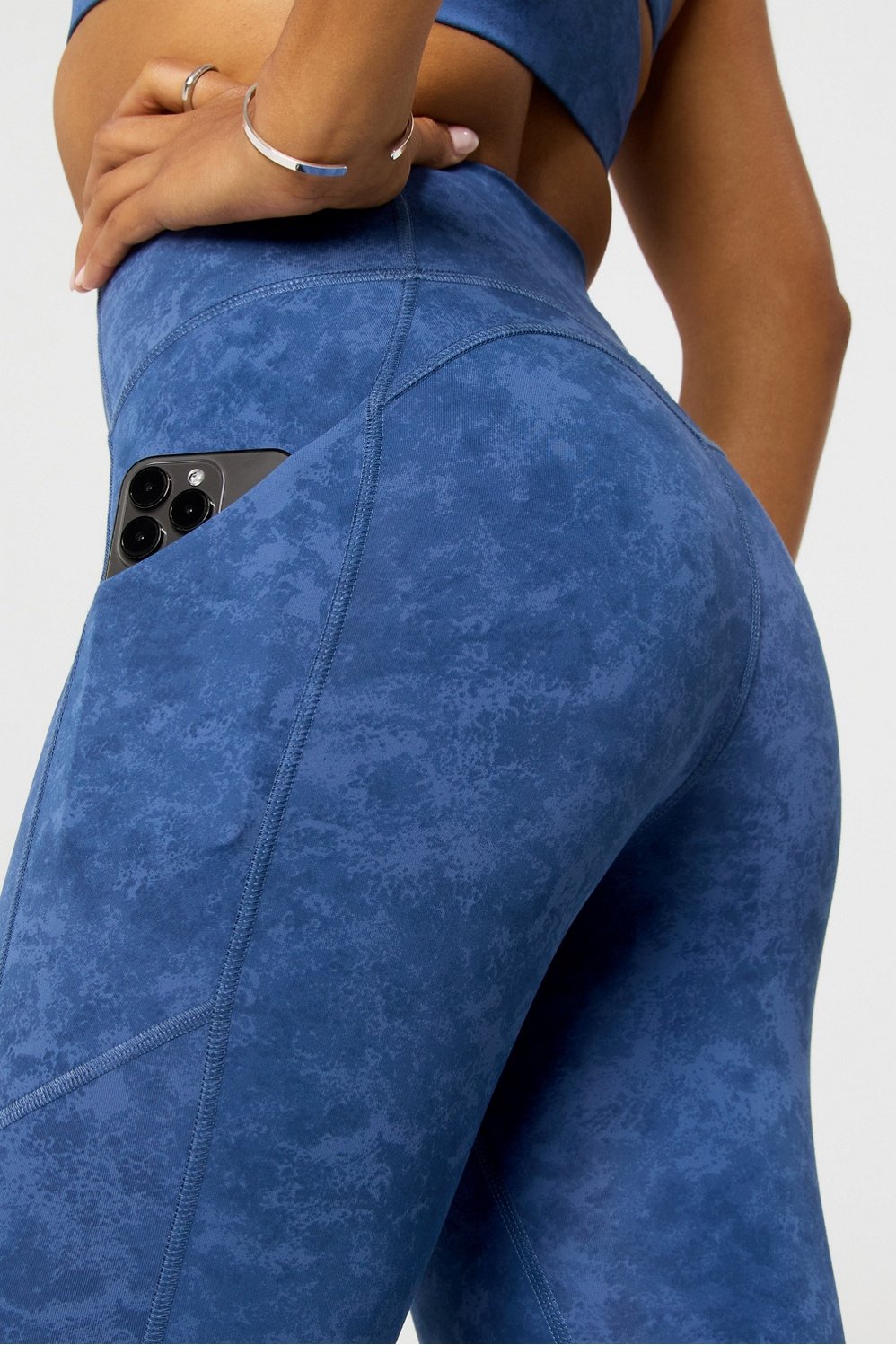 #color_classic-indigo-marble