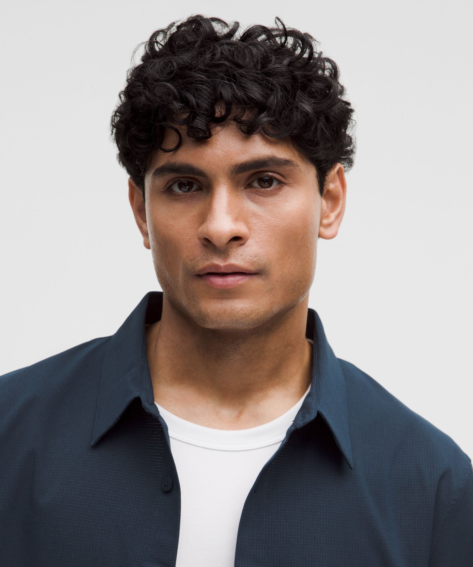 Lululemon Airing Easy Short-Sleeve Shirt True Navy