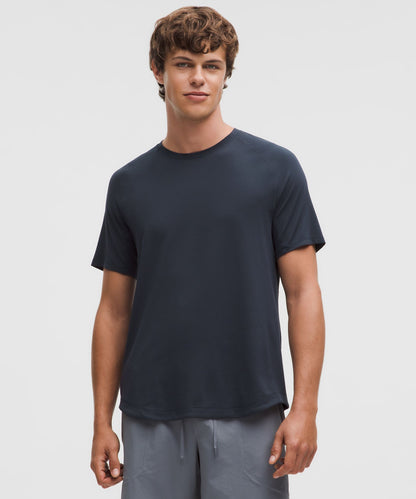 Lululemon License to Train Short-Sleeve Shirt True Navy