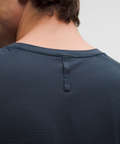 Lululemon License to Train Short-Sleeve Shirt True Navy