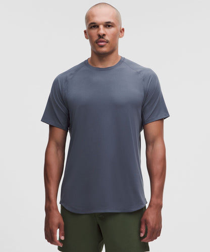 Men's Lululemon License to Train Short Sleeve Shirt, detail 3