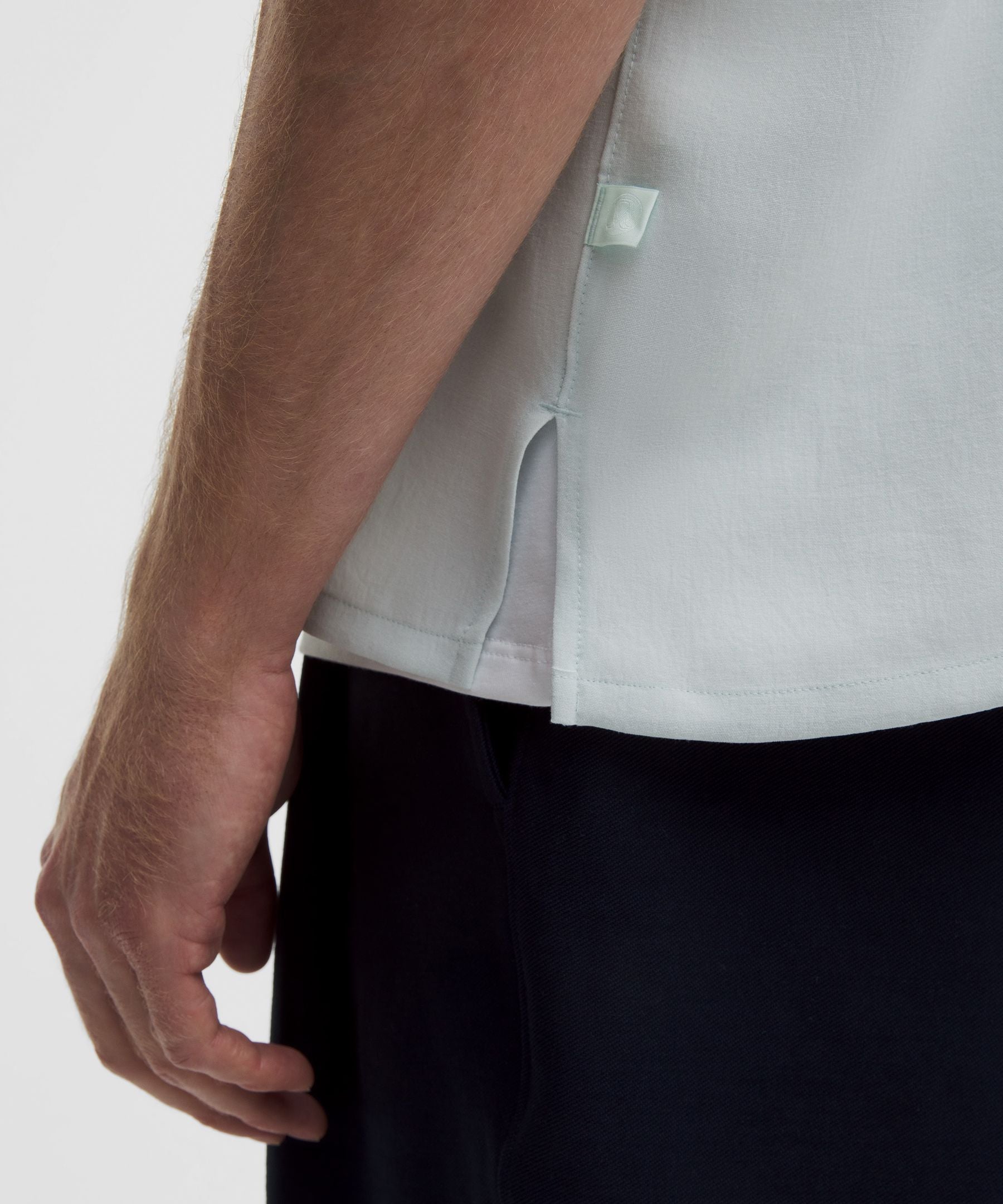 Lululemon Lightweight Camp Collar Button-Up Shirt *Pocket