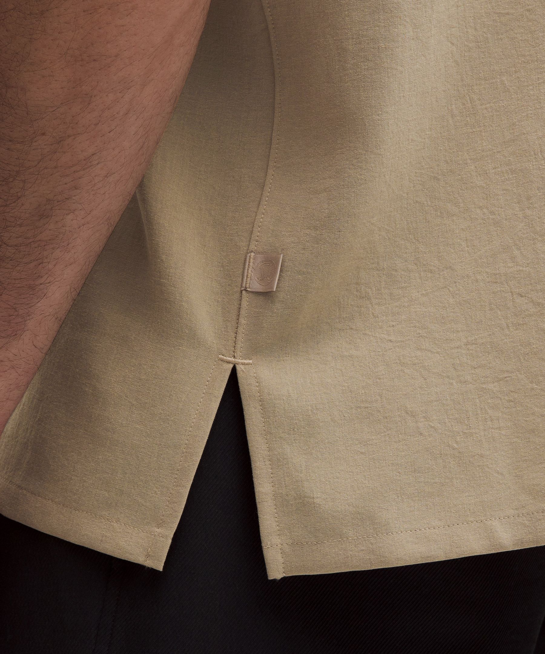 Lululemon Lightweight Camp Collar Button-Up Shirt *Pocket