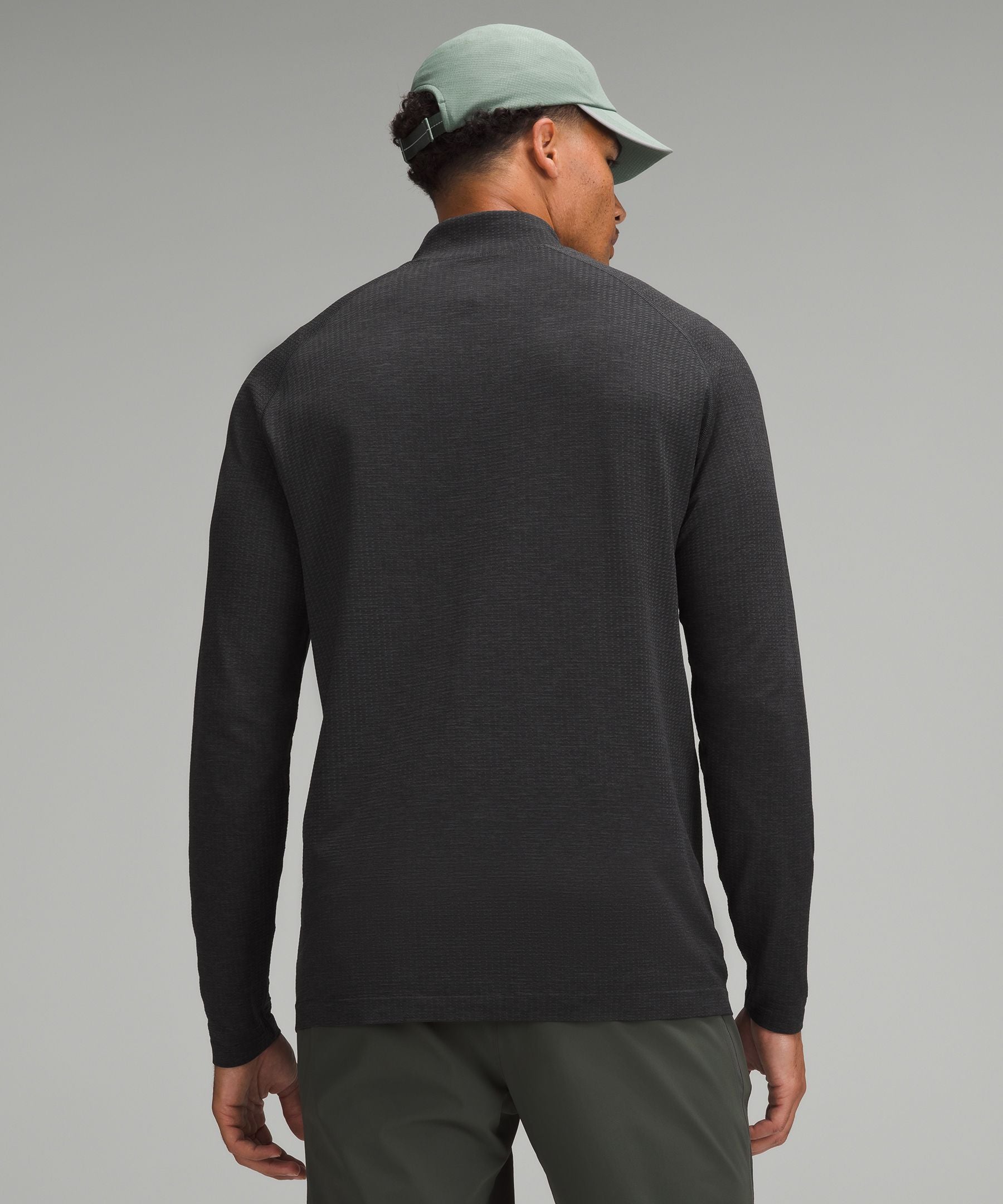 Lululemon Metal Vent Tech Half Zip Graphite Grey/Black