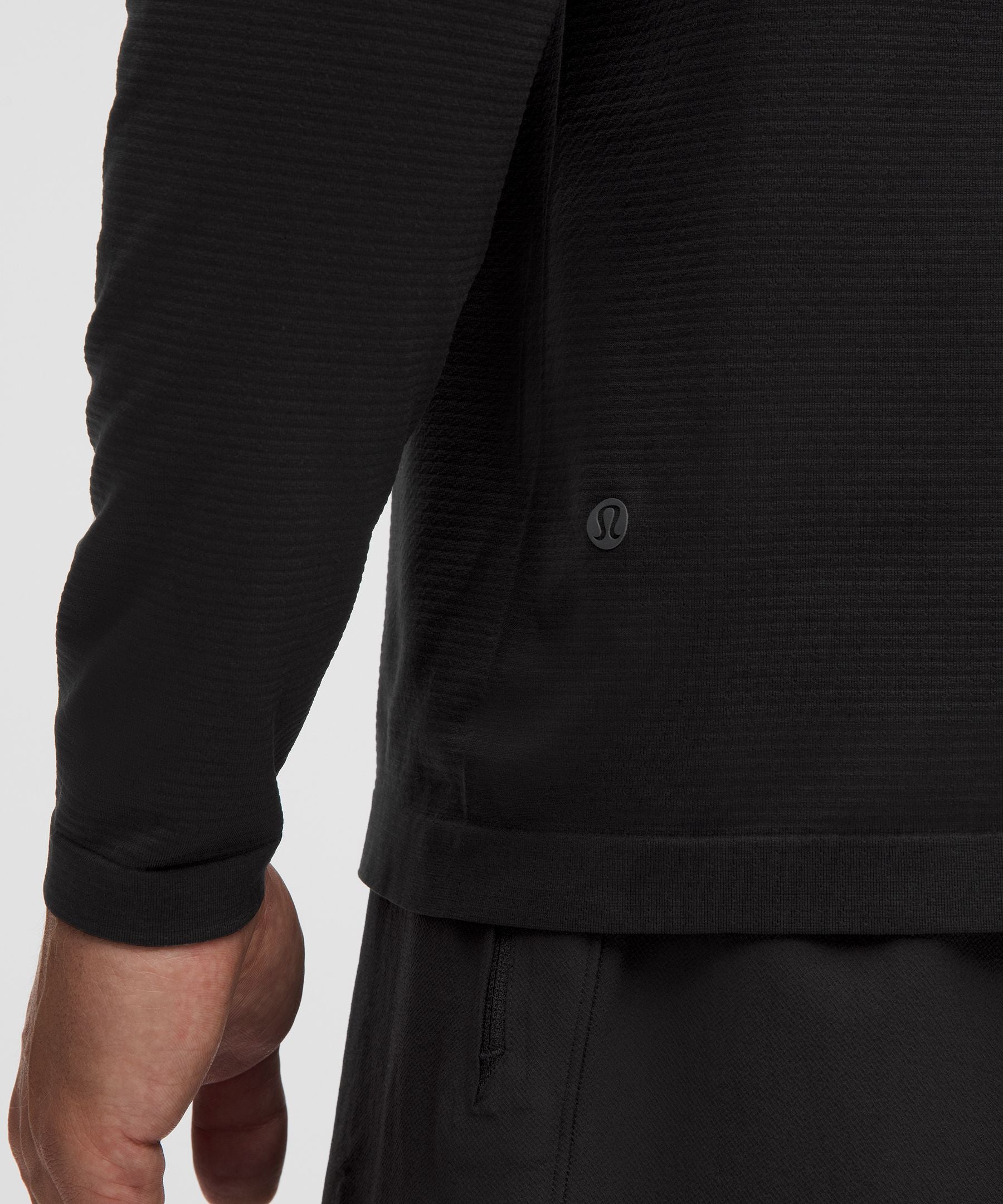 Lululemon Metal Vent Tech Half Zip Black/Black