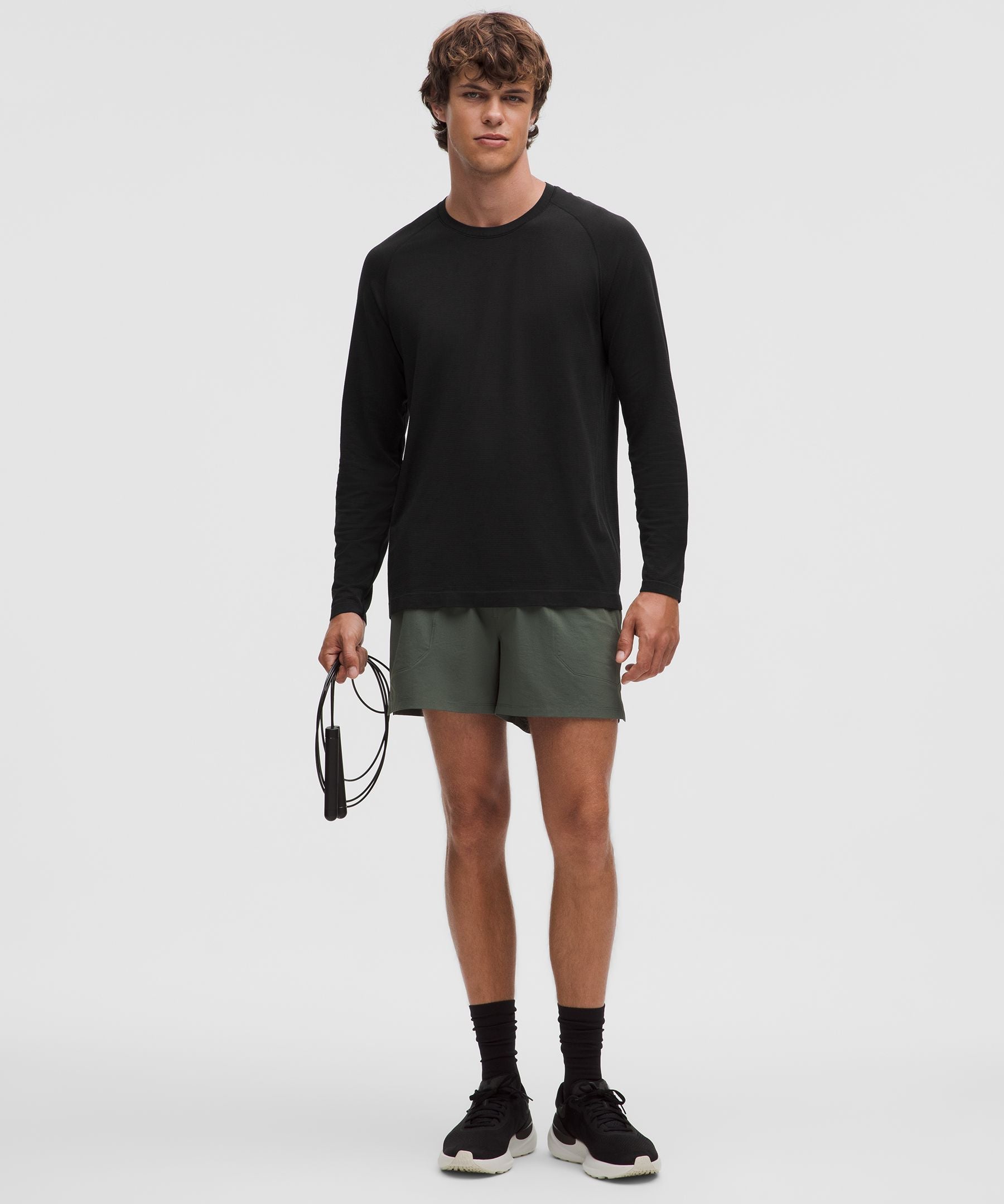Lululemon Metal Vent Tech Long-Sleeve Shirt Black/Black