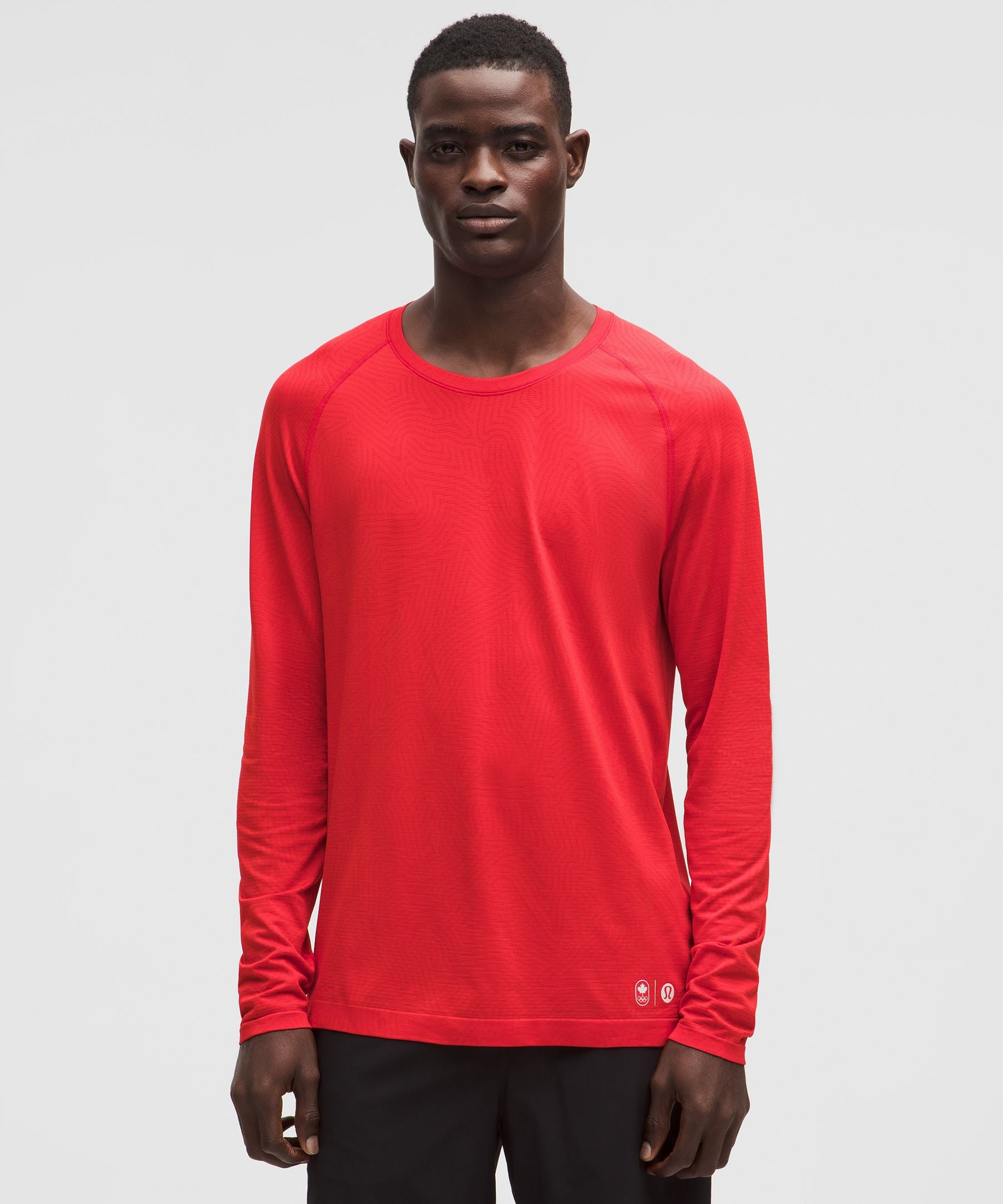 #color_maple-echo-fiery-red/cardinal