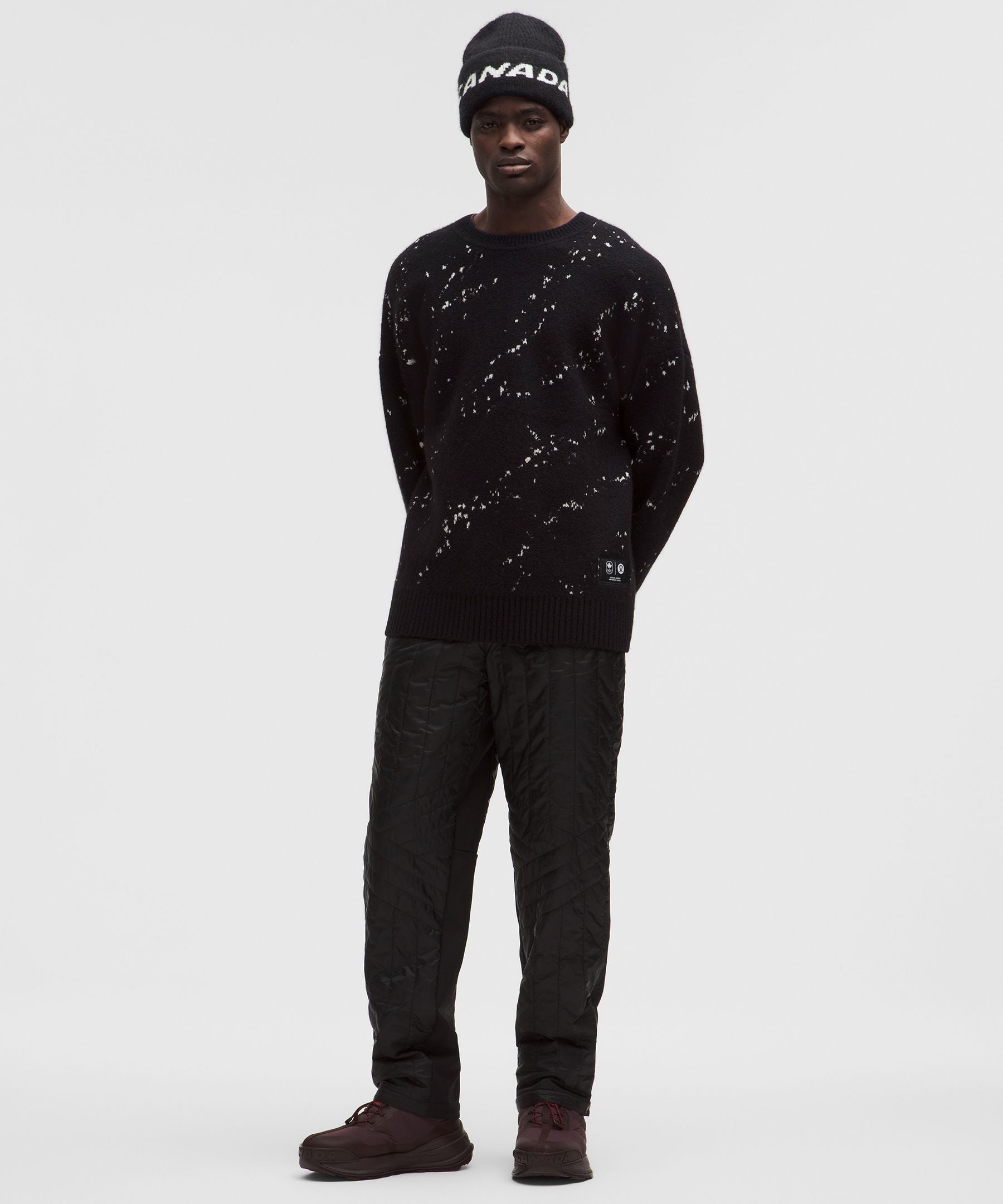 #color_black/rock-dust/beech-white