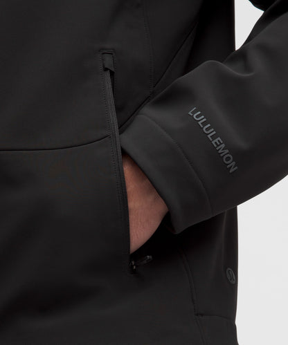 Lululemon Men's Cross Chill City-to-Trail Jacket