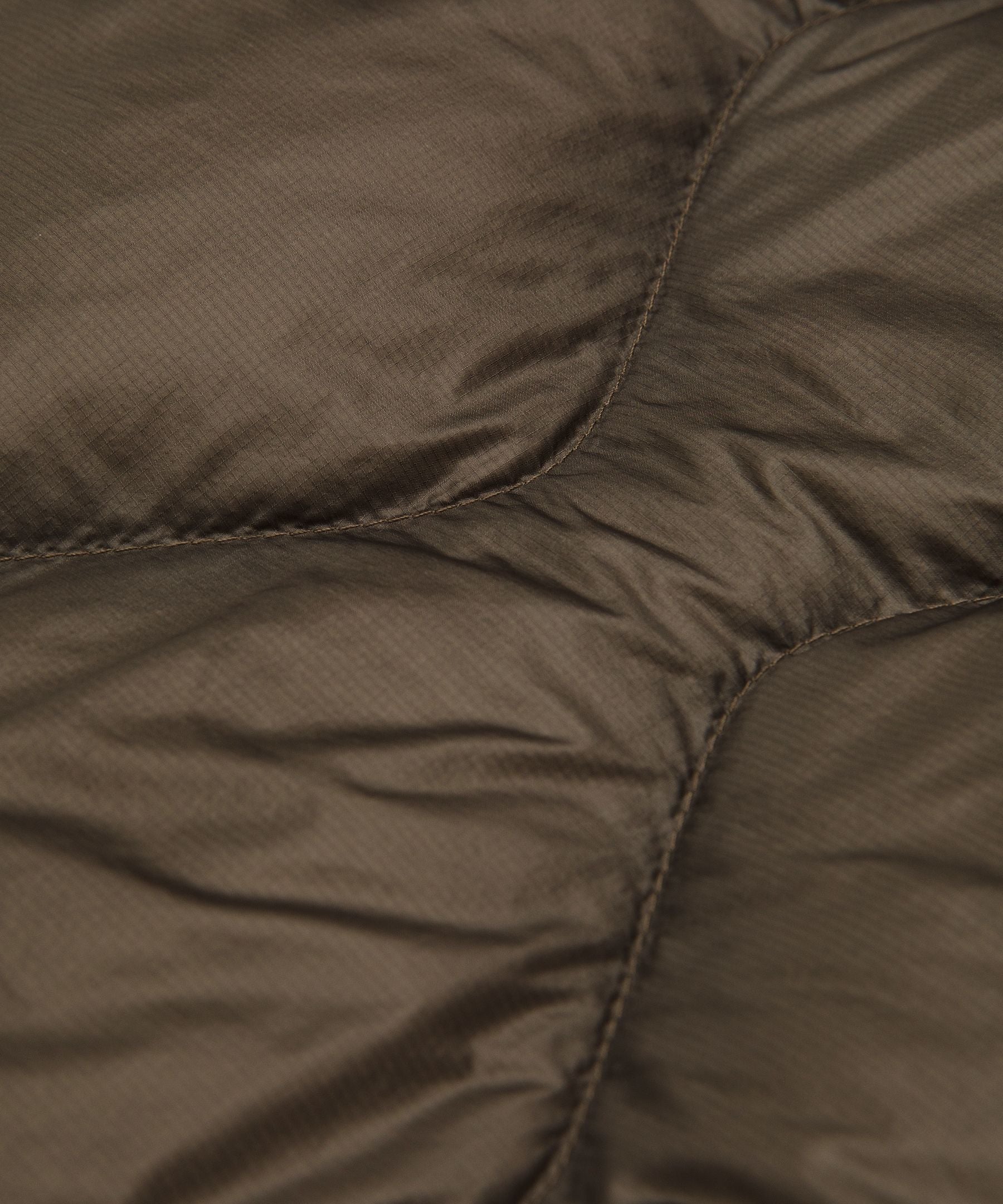 Lululemon Men's Featherweight 900-Down-Fill Quilted Vest