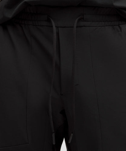 Lululemon License to Train Jogger *Regular Black