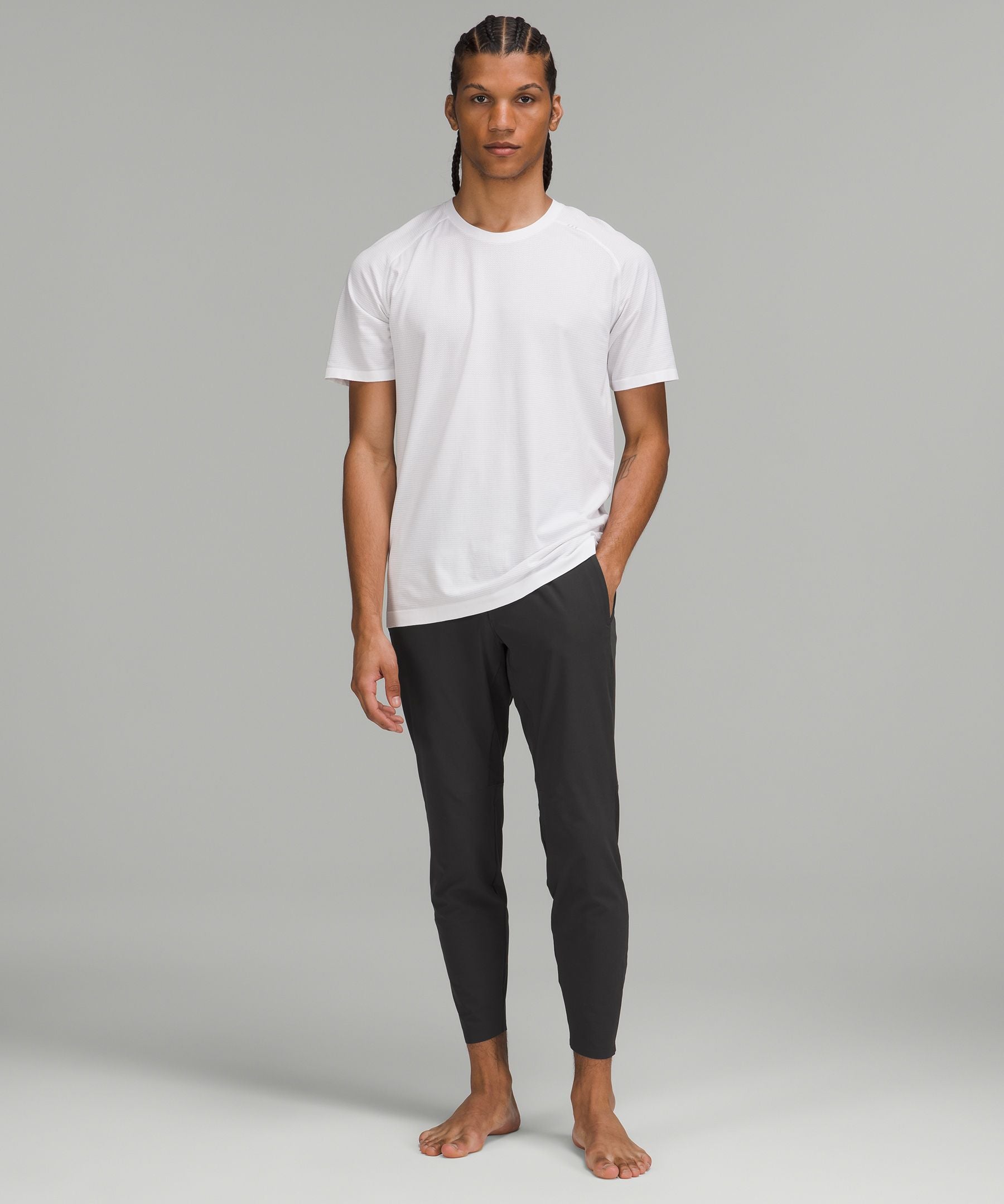 #color_graphite-grey