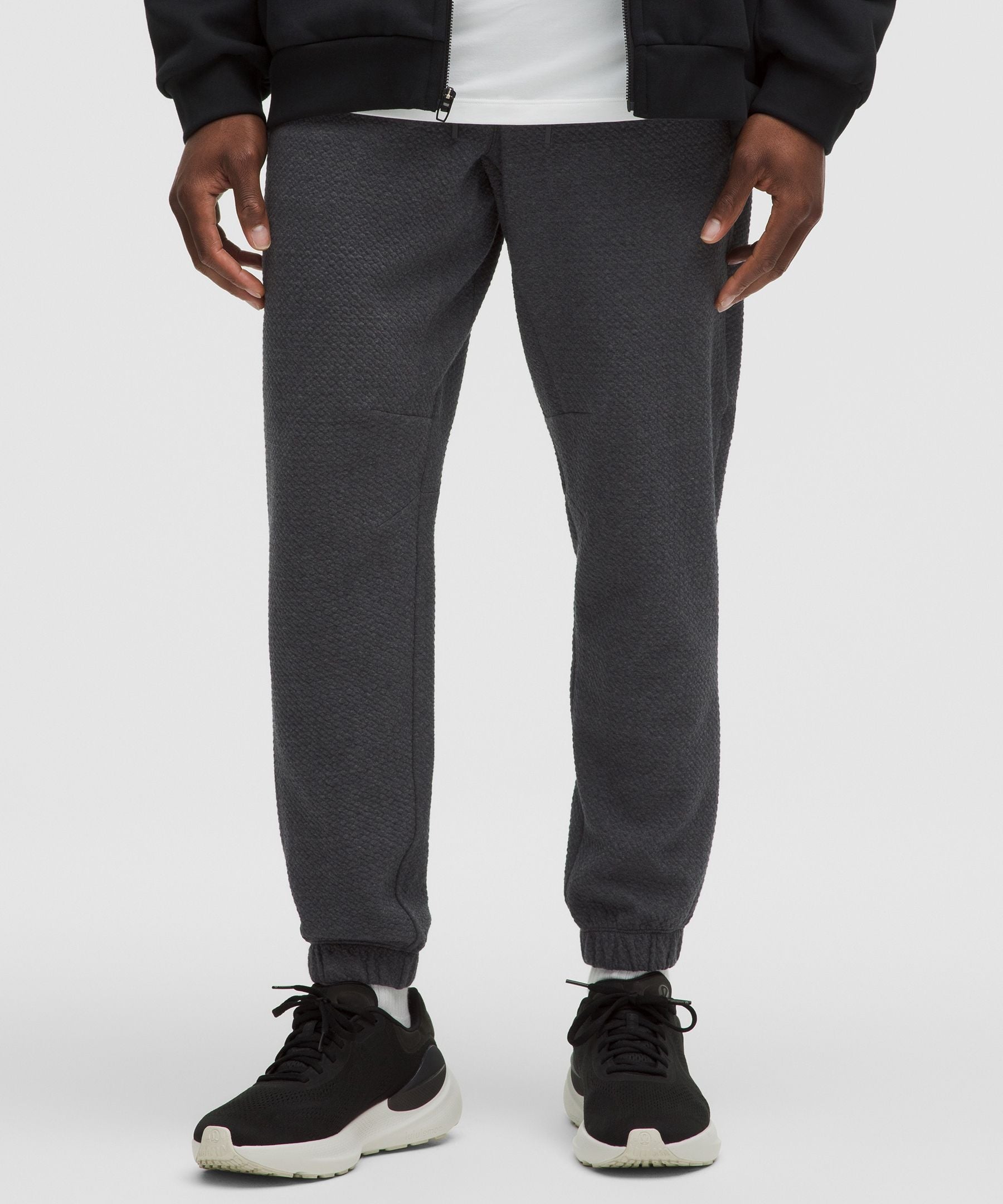 #color_heathered-black
