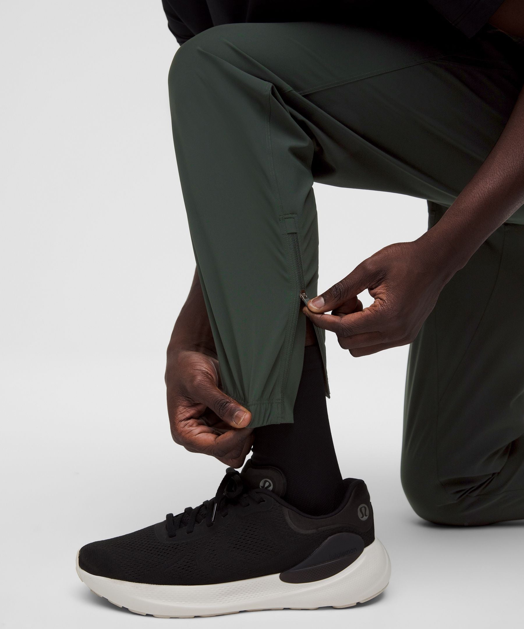 Lululemon Pace Breaker Jogger *Regular Rainforest Green