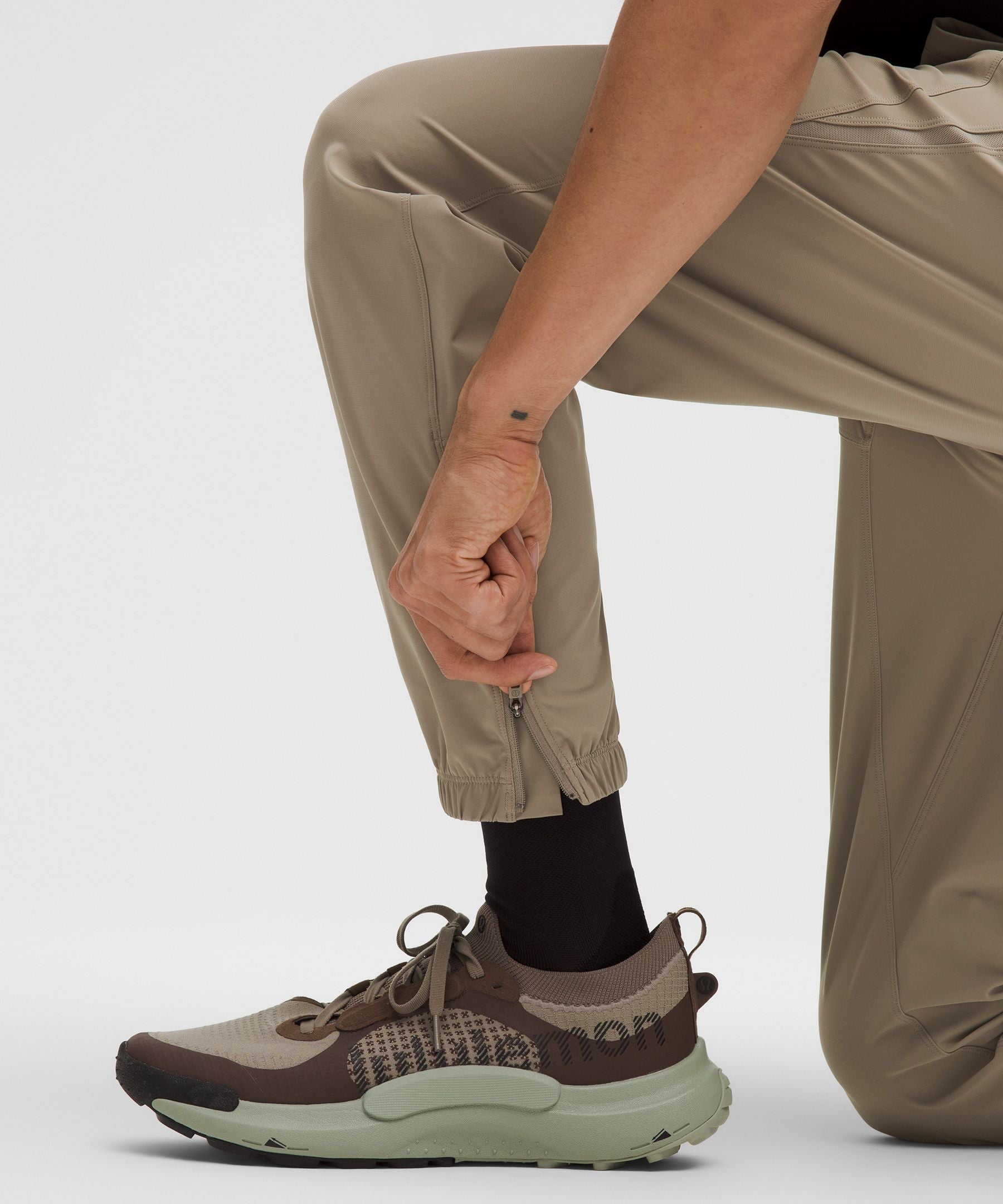 Lululemon Pace Breaker Jogger *Regular Warm Ash Grey