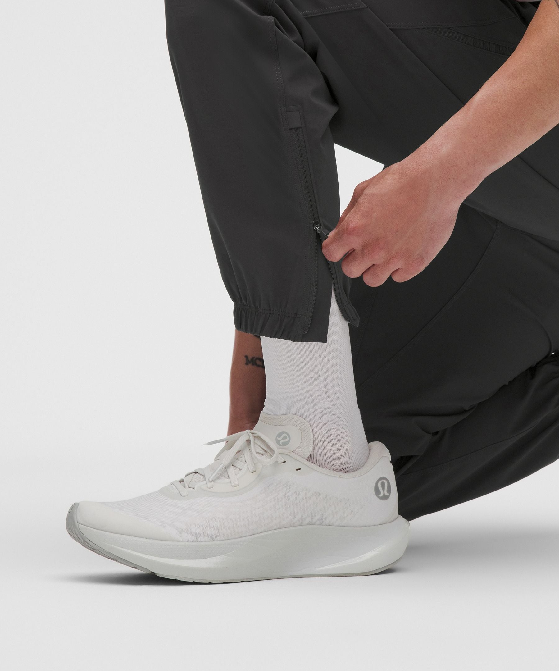Lululemon Pace Breaker Jogger *Shorter