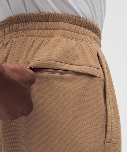 Lululemon License to Train Textured Jogger *Regular