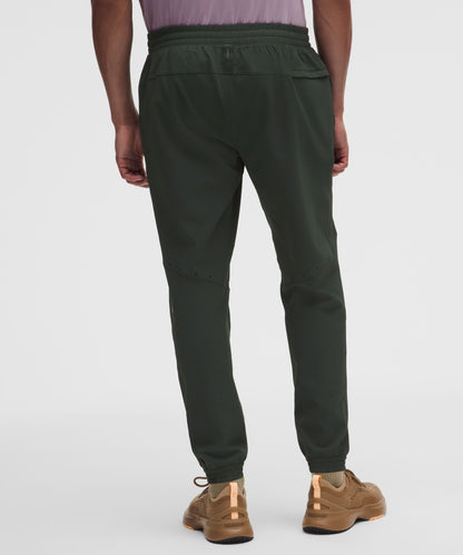 Lululemon License to Train Textured Jogger *Regular