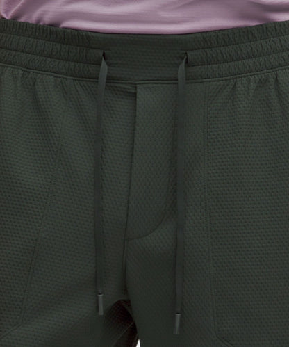 Lululemon License to Train Textured Jogger *Regular