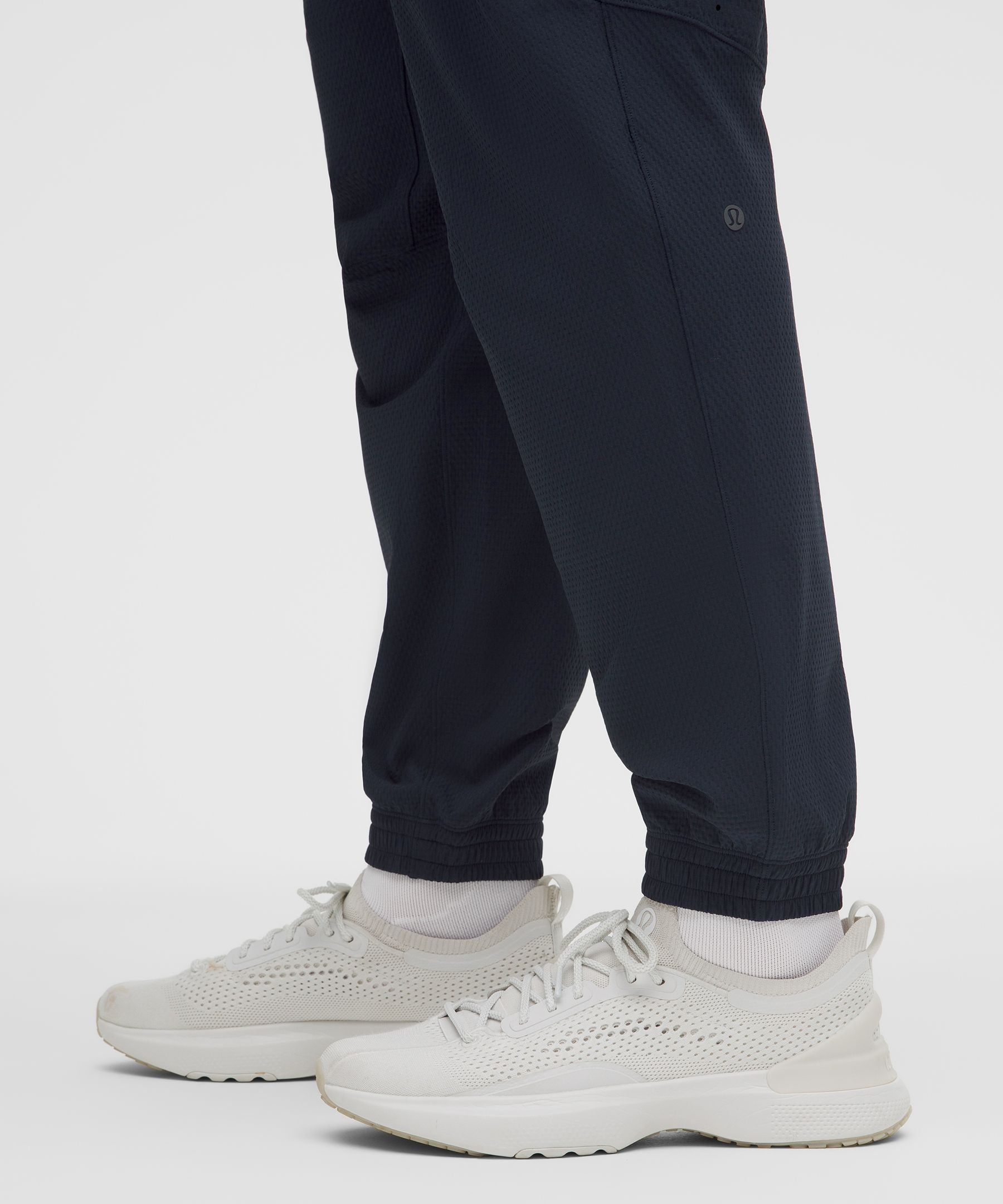 Lululemon License to Train Textured Jogger *Shorter
