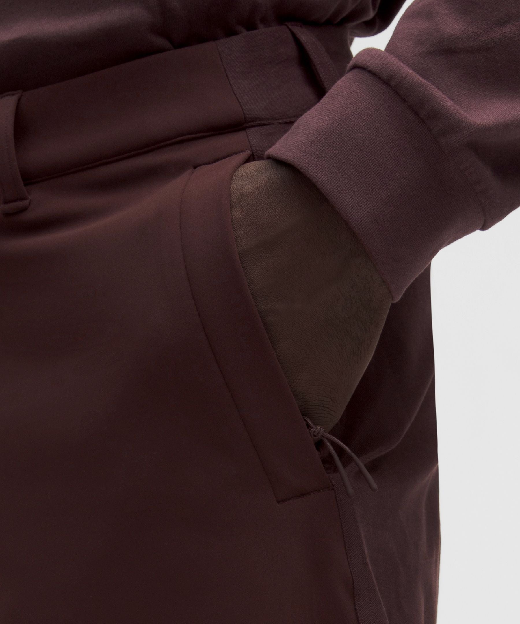 Lululemon Team Canada Cold Weather Straight-Leg Pant Regular *COC Logo