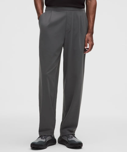 Lululemon Men's Daydrift Relaxed-Fit Pleated Trouser Regular *No Belt Loops