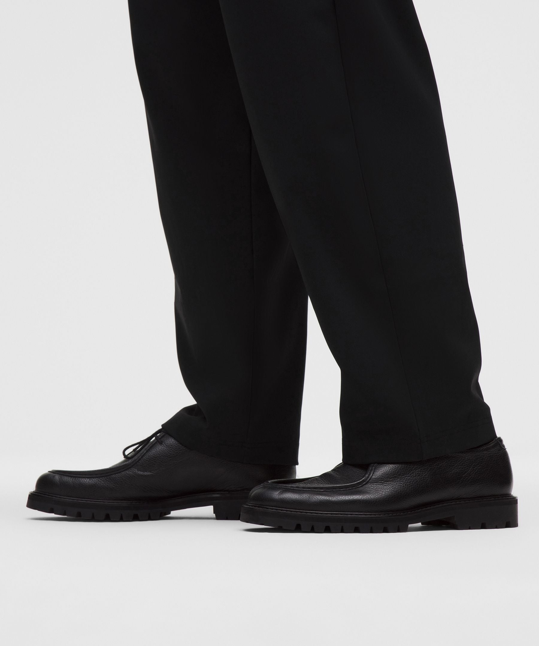 Lululemon Men's Daydrift Relaxed-Fit Pleated Trouser Shorter *No Belt Loops