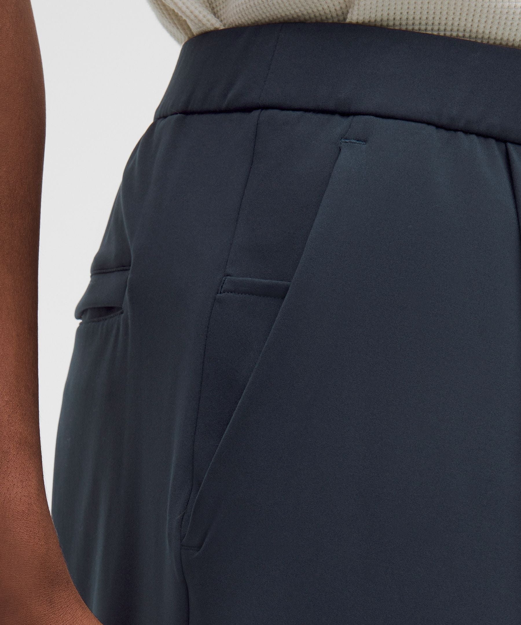 Lululemon Men's Daydrift Relaxed-Fit Pleated Trouser Shorter *No Belt Loops