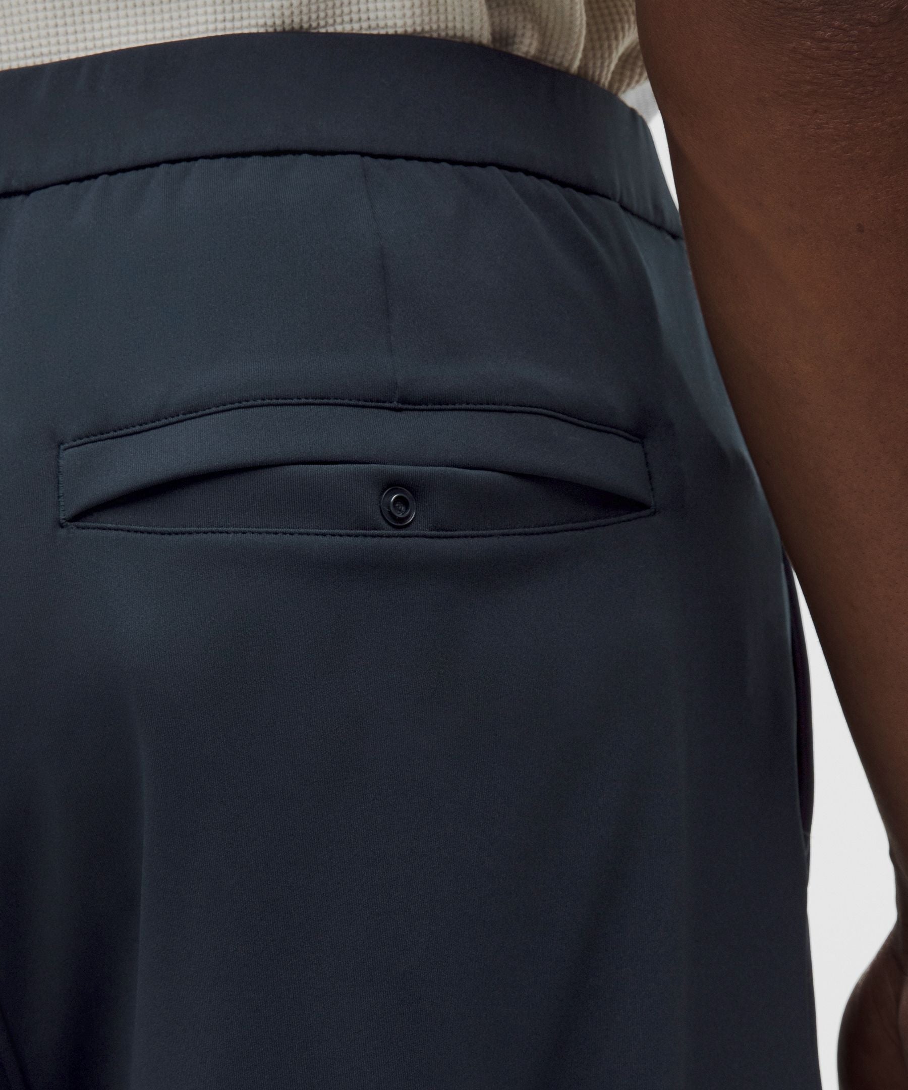 Lululemon Men's Daydrift Relaxed-Fit Pleated Trouser Shorter *No Belt Loops