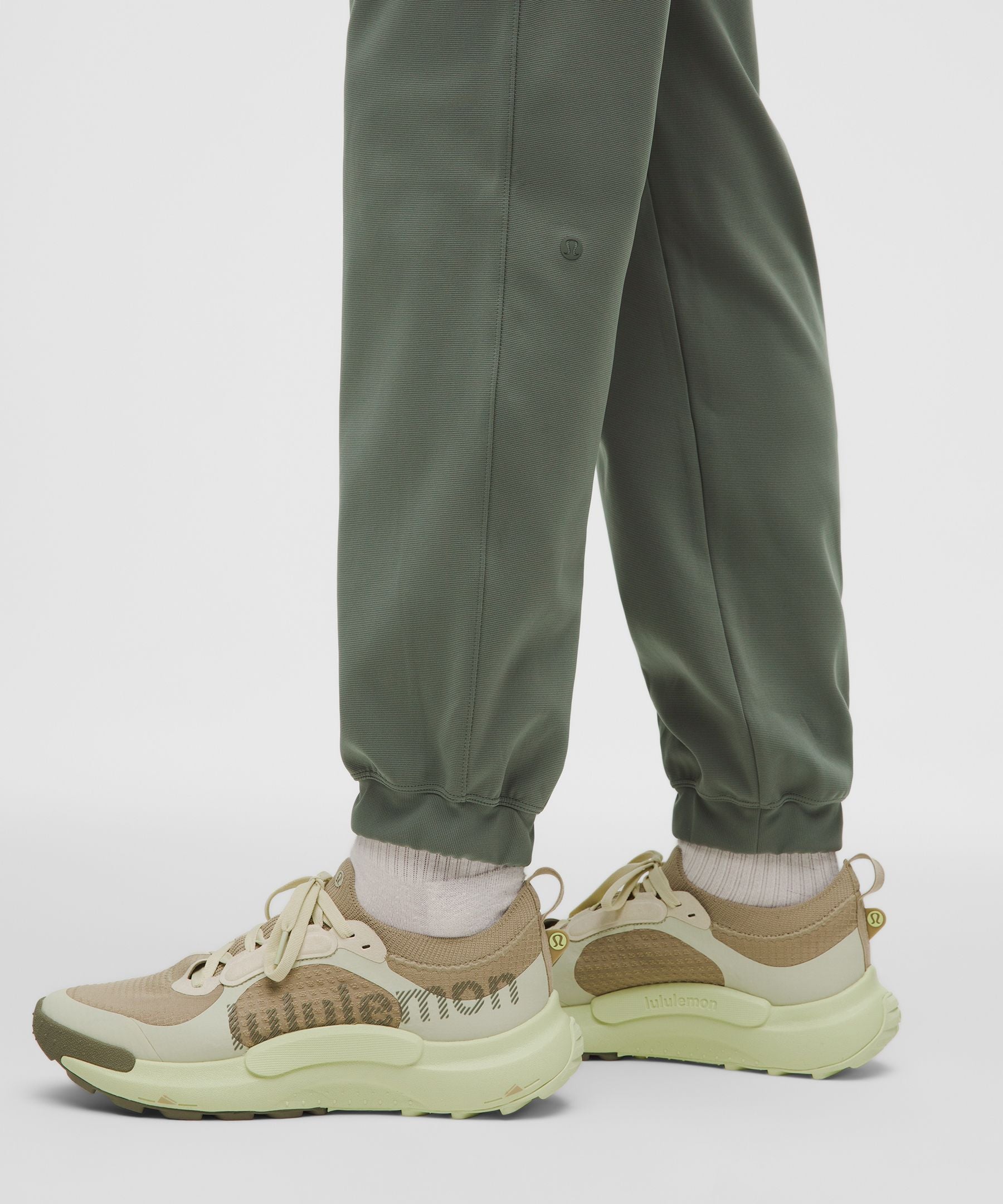 Lululemon Sojourn Jogger *Regular