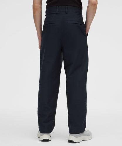 Lululemon Utilitech Twill Relaxed Pleated Trouser