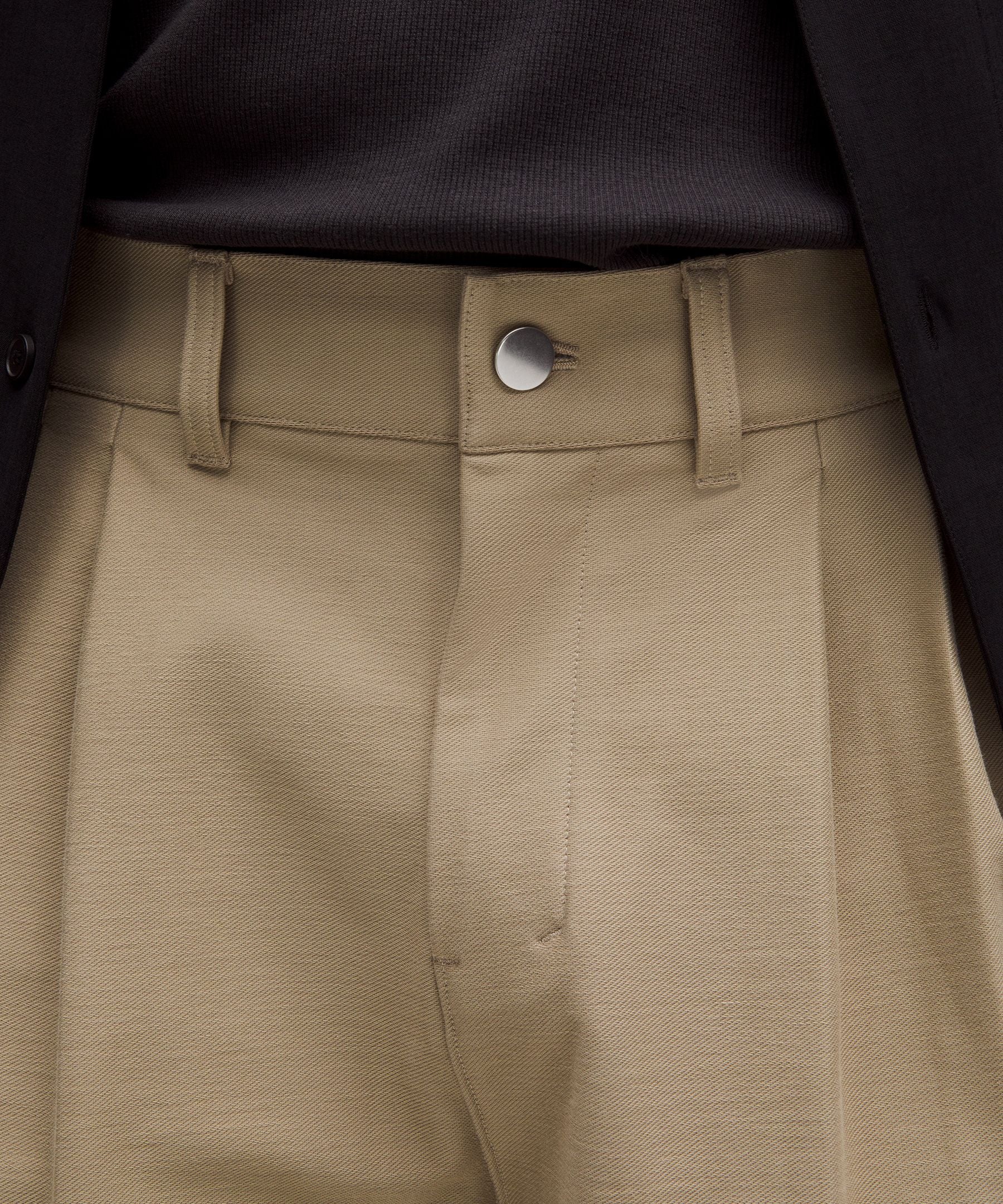 Lululemon Utilitech Twill Relaxed Pleated Trouser