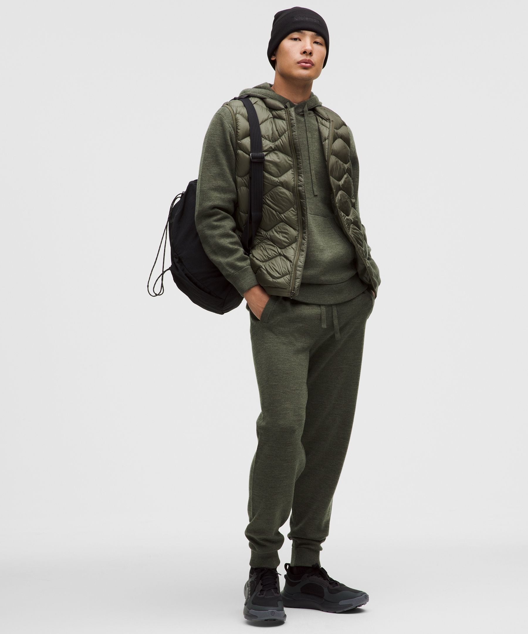 #color_heathered-olive-brown