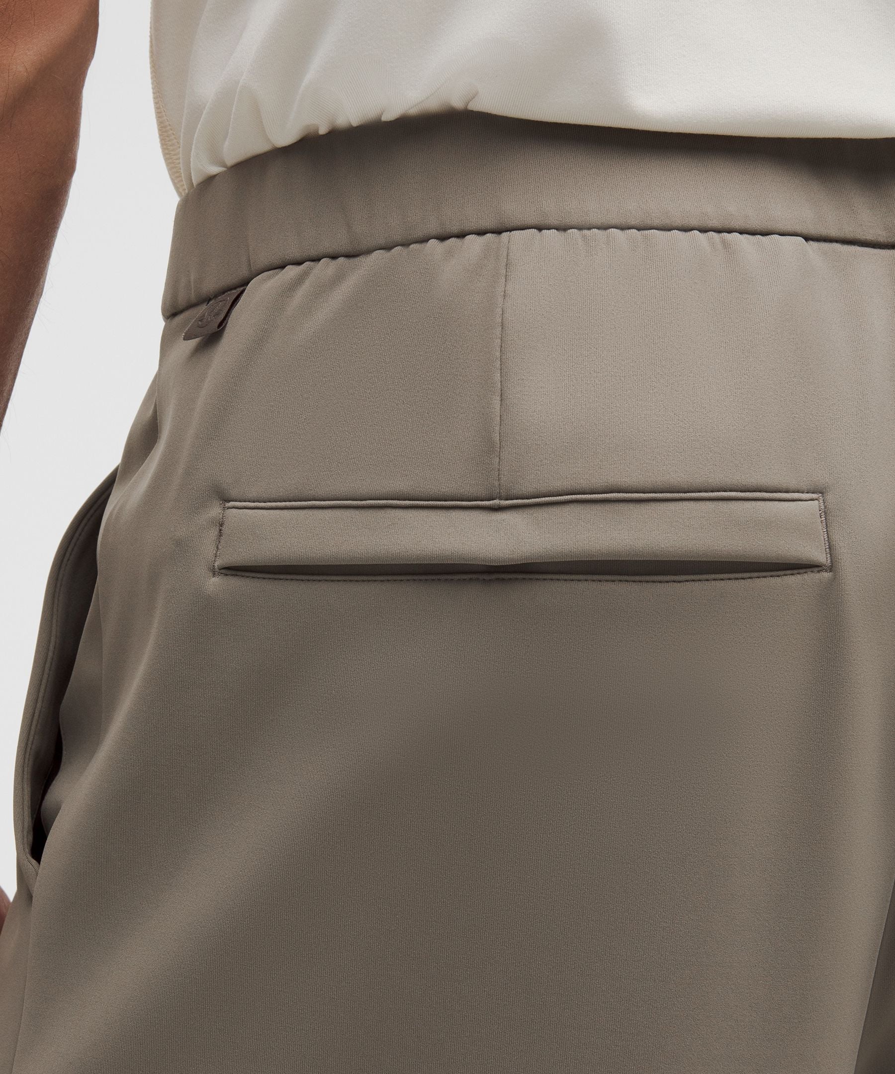 Lululemon Men's Daydrift Relaxed-Fit Pleated Trouser *Tall