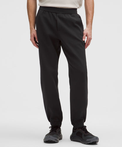 Lululemon Sojourn Jogger *Shorter