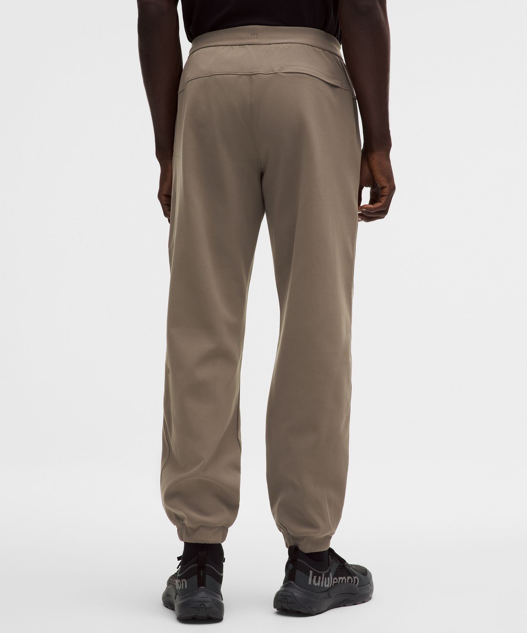 Lululemon Sojourn Jogger *Shorter