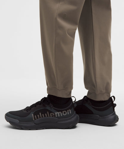 Lululemon Sojourn Jogger *Shorter