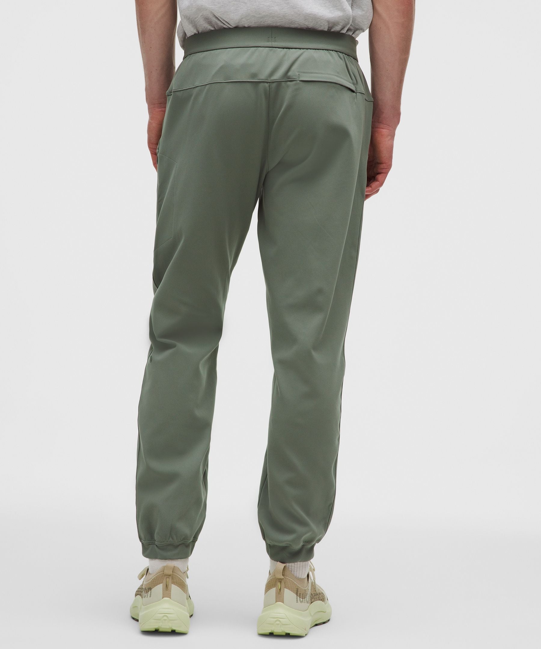 Lululemon Sojourn Jogger *Shorter
