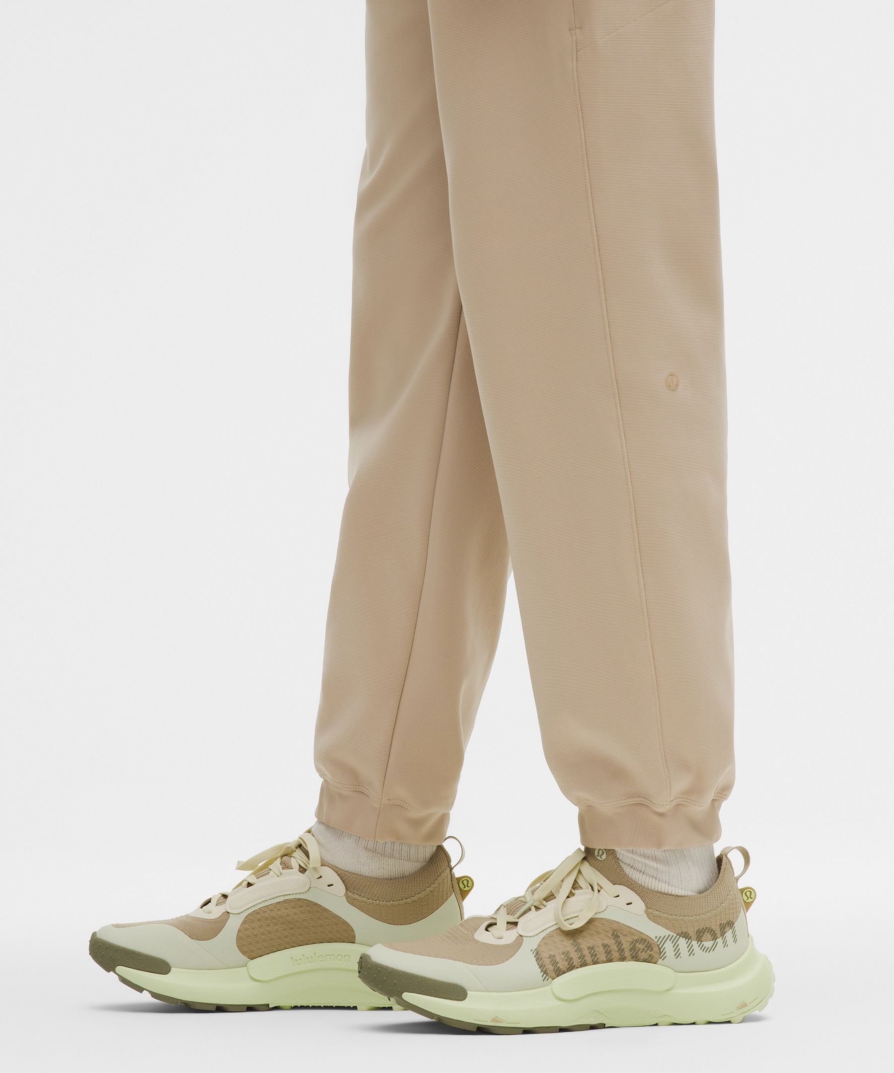Lululemon Sojourn Jogger *Tall