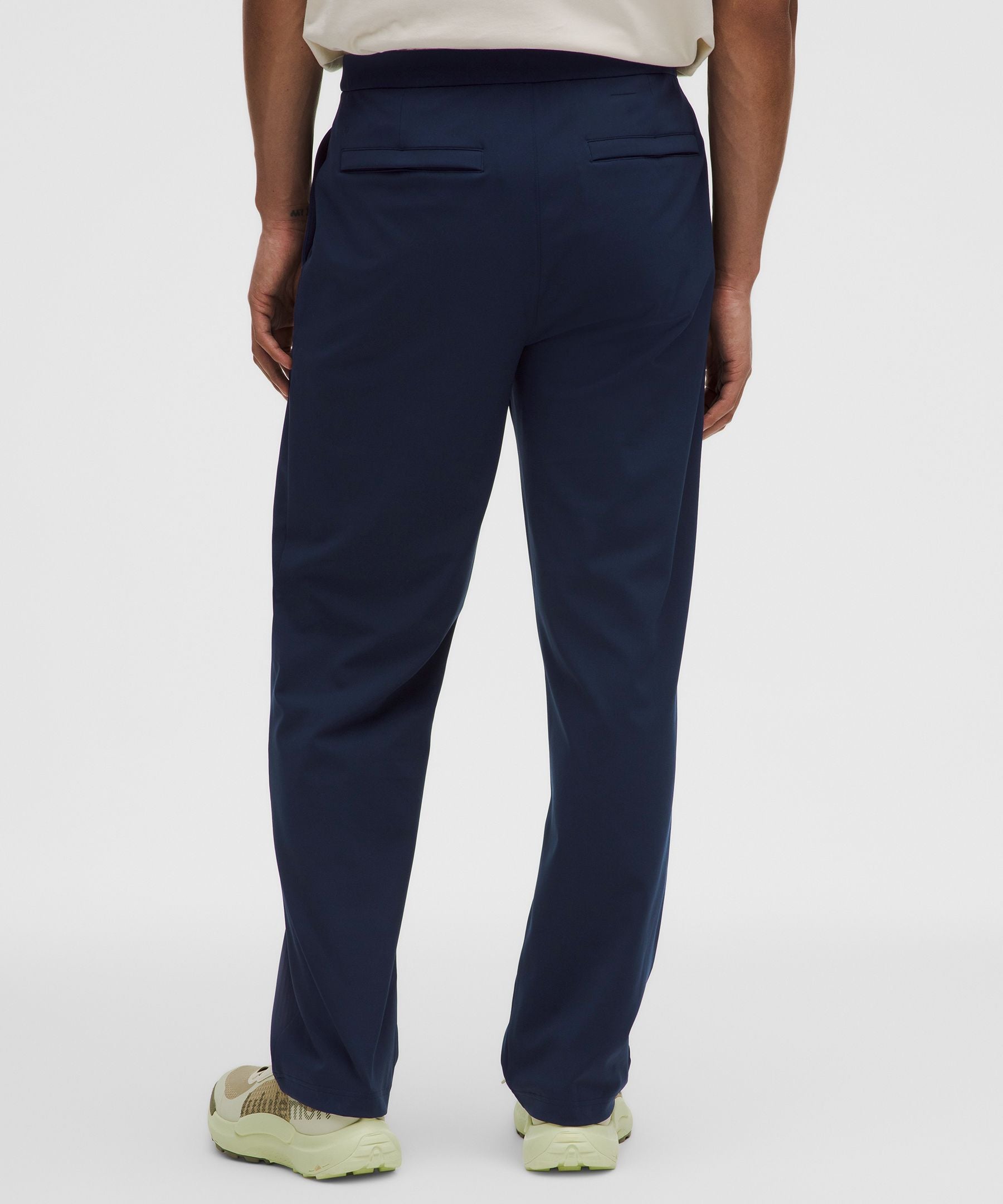 Lululemon Men's Daydrift Classic-Fit Pintuck Trouser *Regular