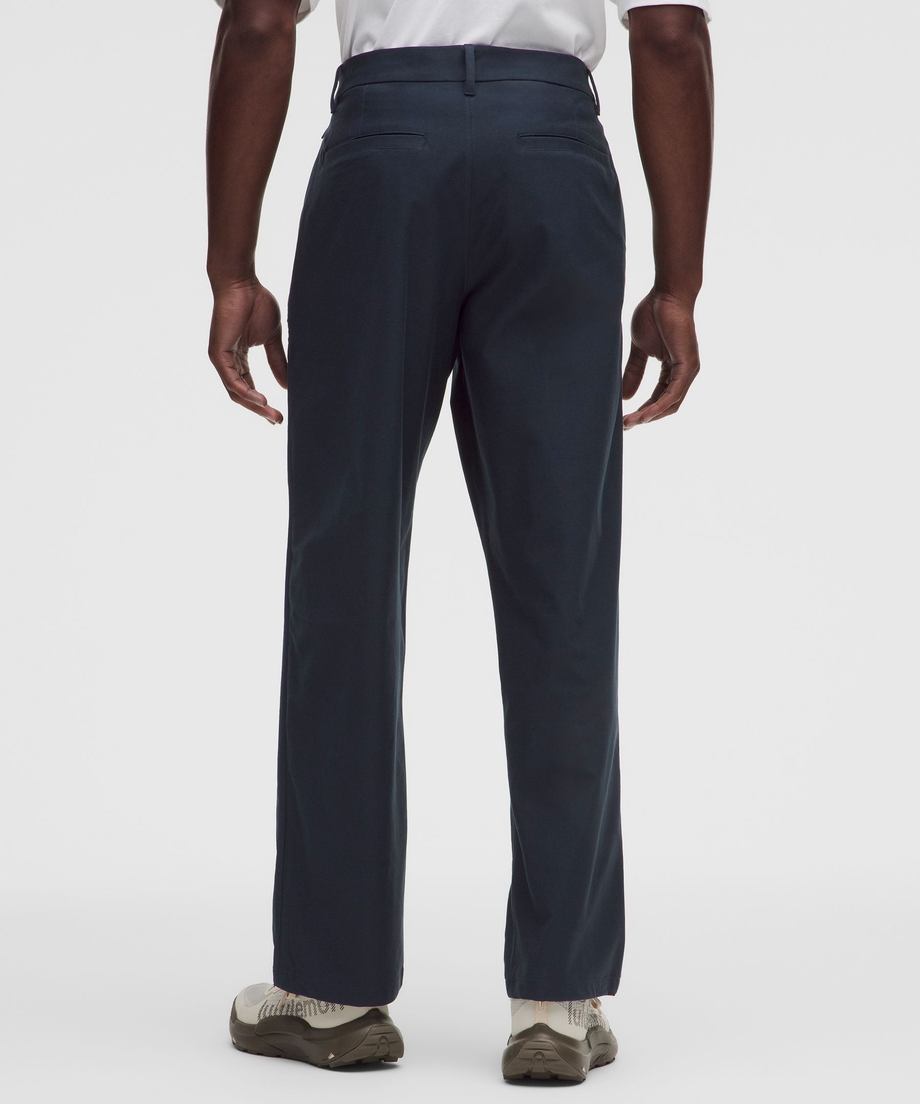 Lululemon Slacker Loose-Straight Trouser 32L *Light