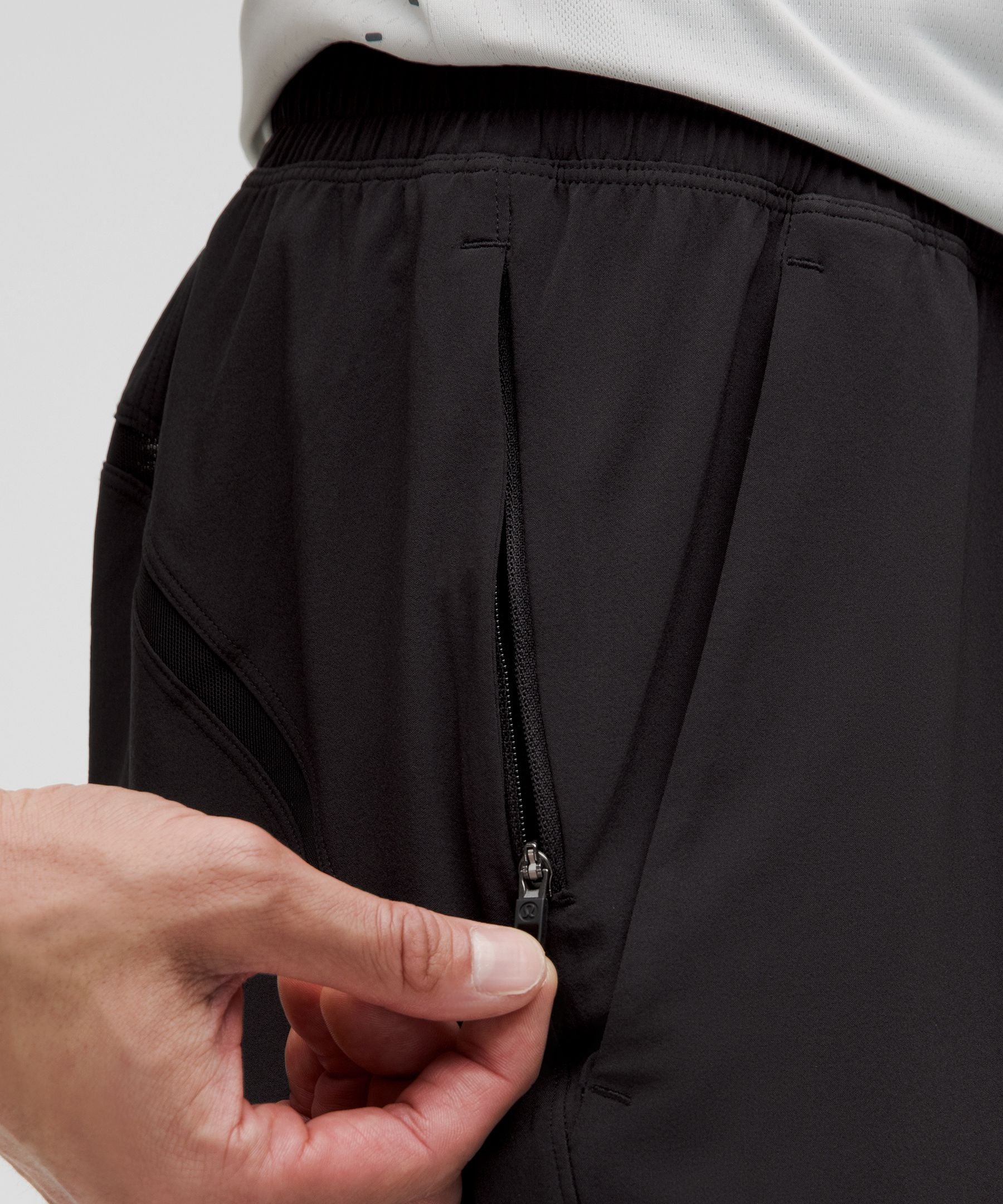 Lululemon Pace Breaker Linerless Short 7" Black