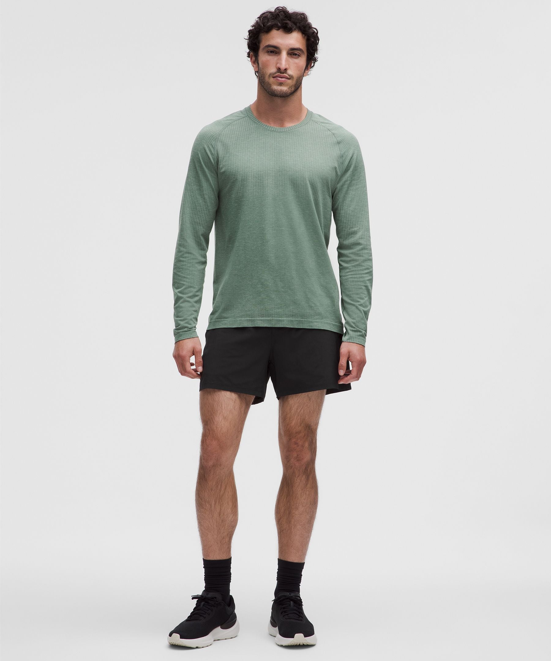 Lululemon Pace Breaker Lined Short 5" Black