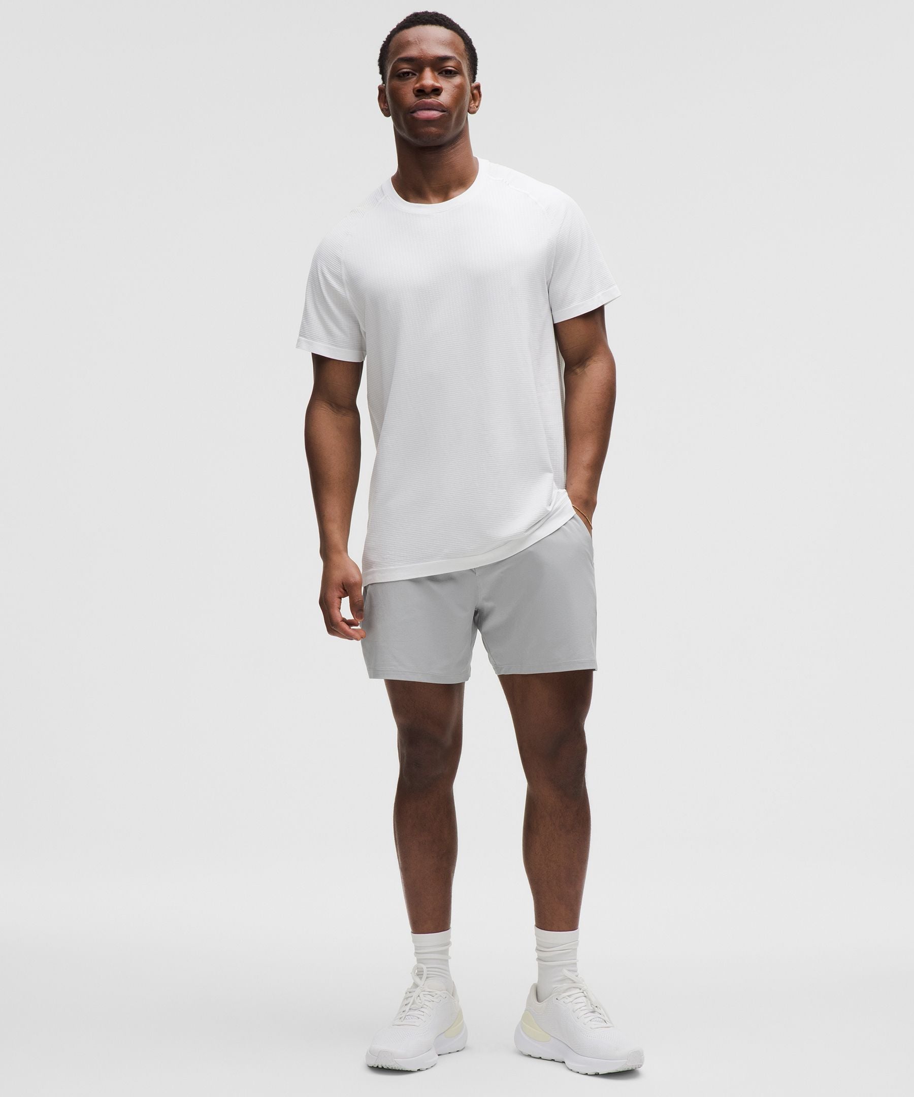 Lululemon Pace Breaker Linerless Short 5"