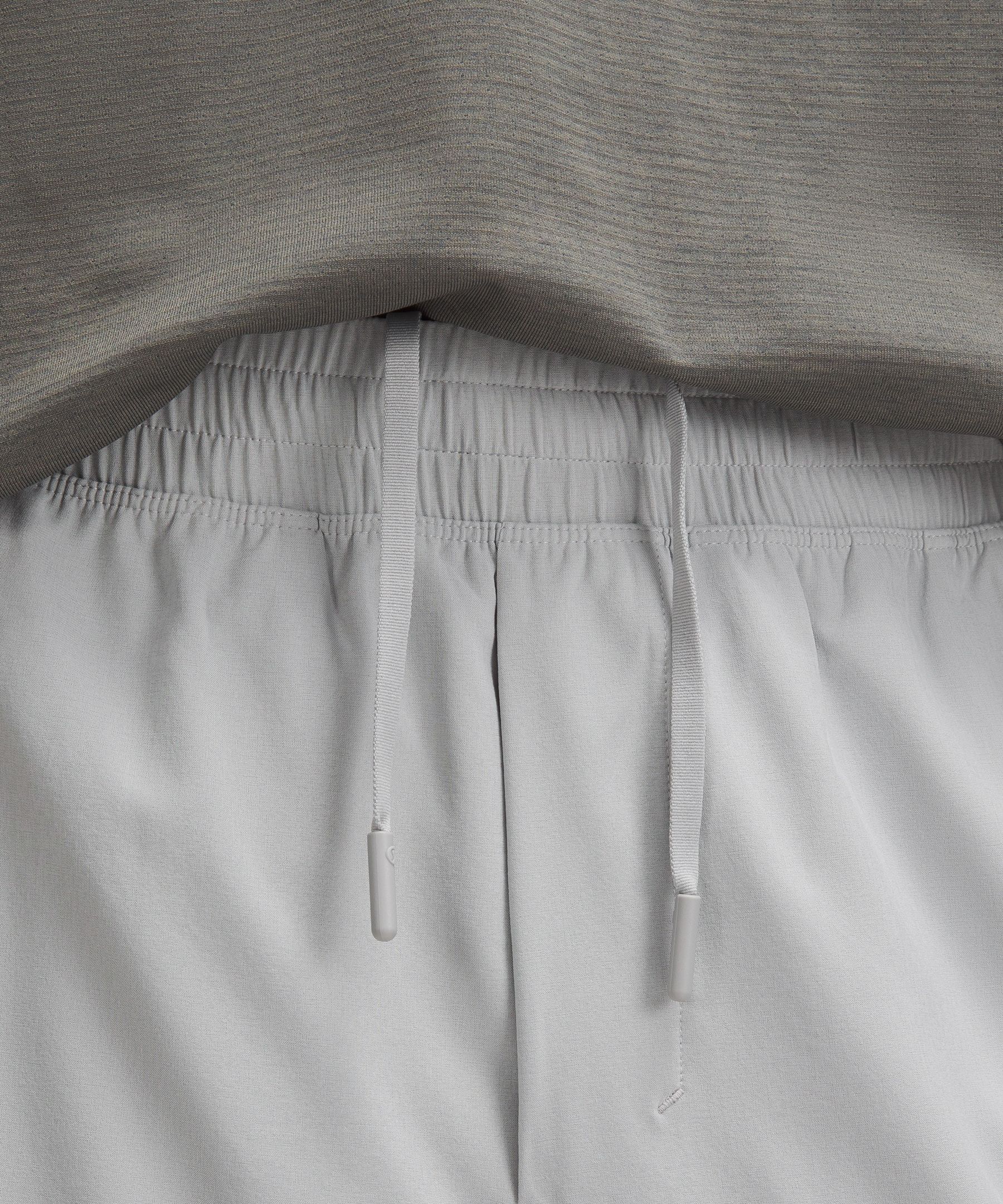 Lululemon Pace Breaker Linerless Short 9"