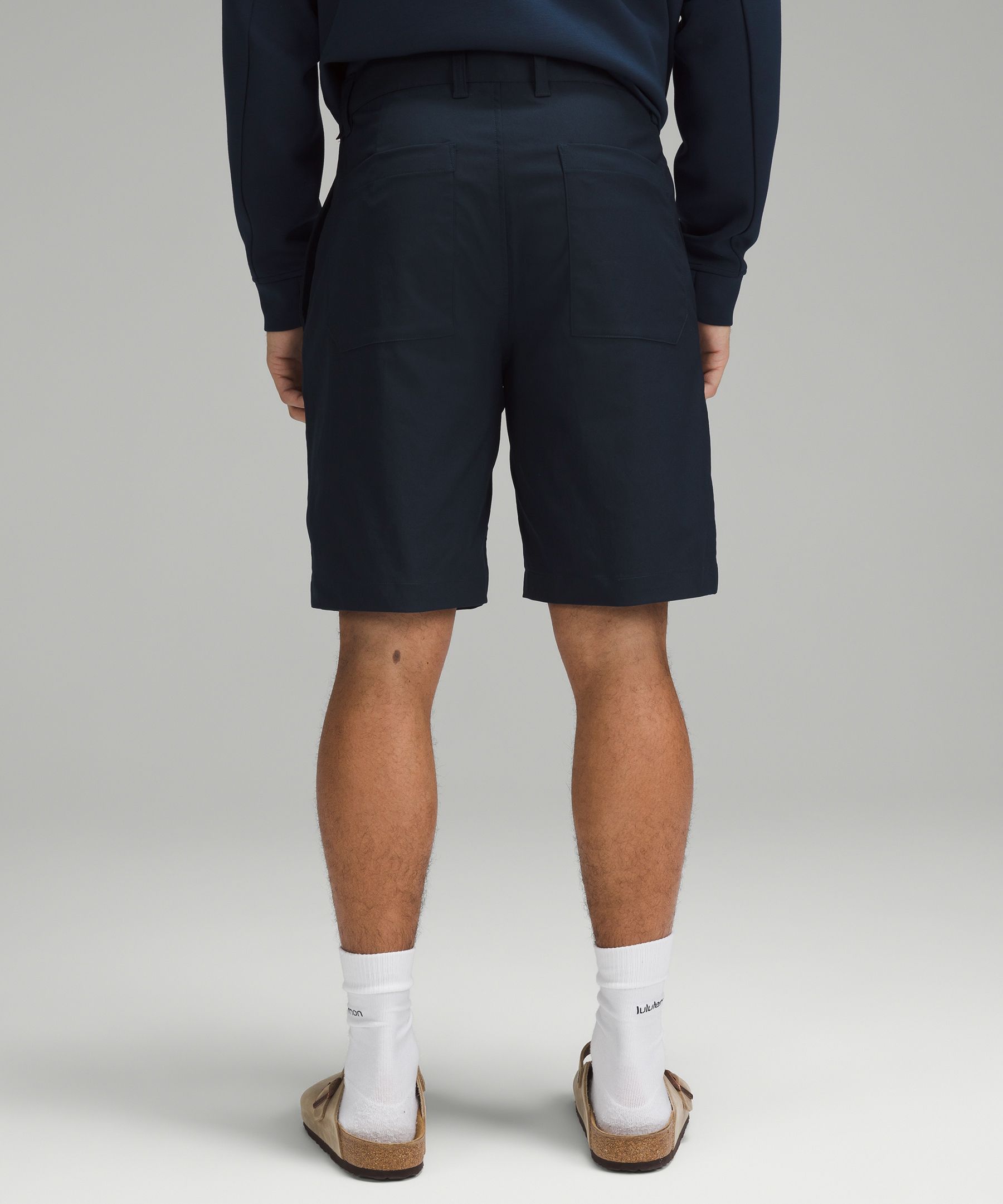 Lululemon Relaxed-Fit Smooth Twill Short 9"